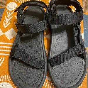 Brand new (no box) Tevas size 9